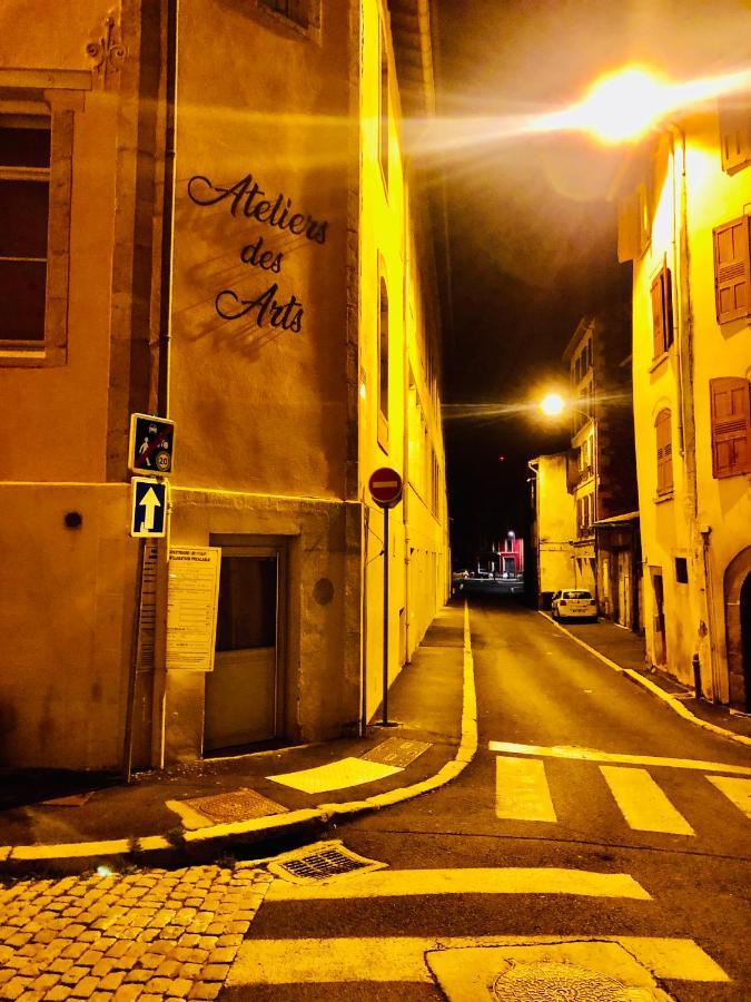 Studio - Baignoire - Pret De Vtt - Lave Linge Le Puy-en-Velay Eksteriør billede