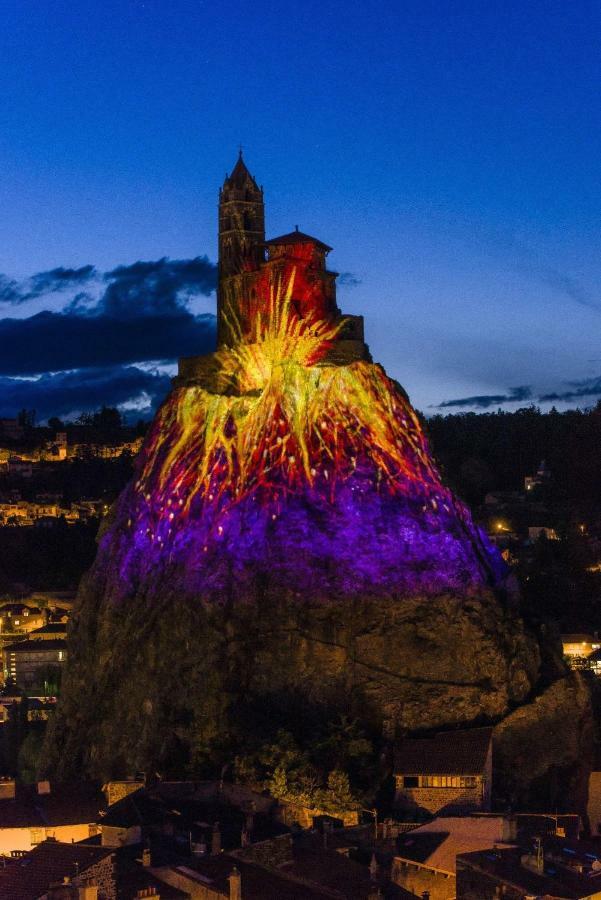 Studio - Baignoire - Pret De Vtt - Lave Linge Le Puy-en-Velay Eksteriør billede